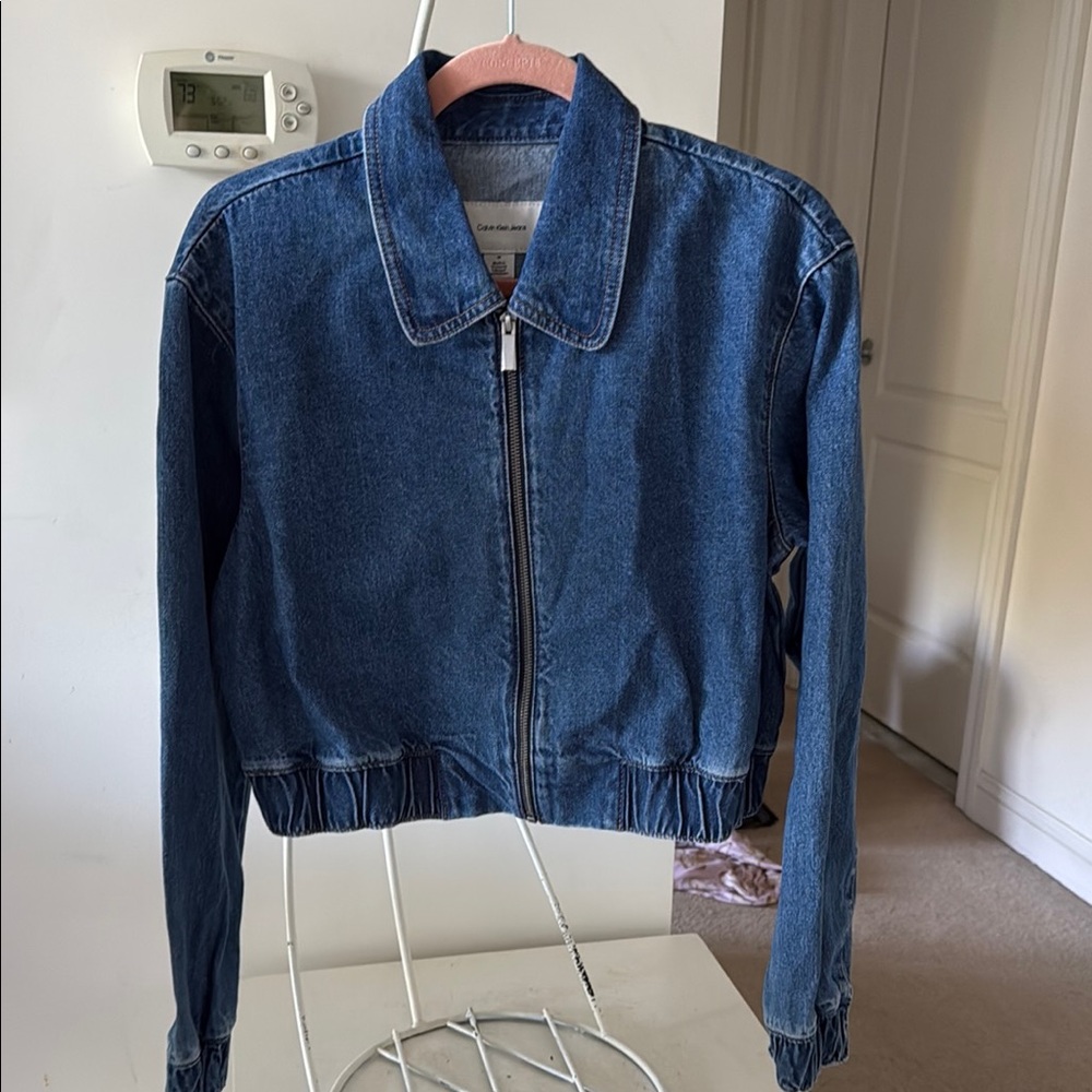 Calvin Klein Jeans cropped Dark Blue Zip-Front Denim Jacket